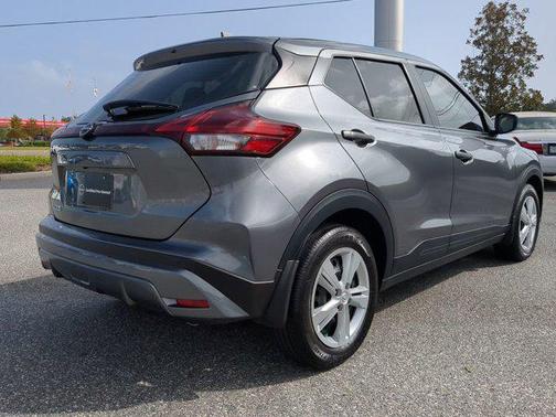 2023 Nissan Kicks S