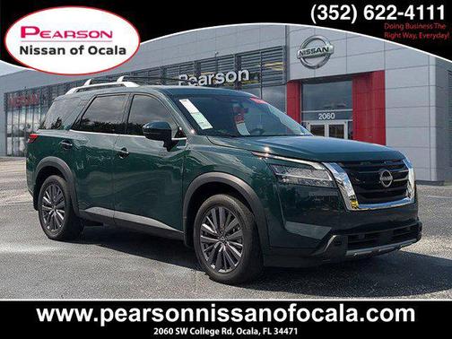 2023 Nissan Pathfinder SL FWD
