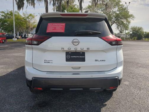 2025 Nissan Rogue SL