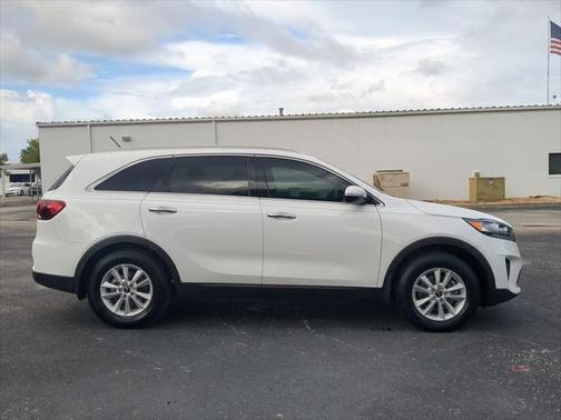 2020 Kia Sorento LX