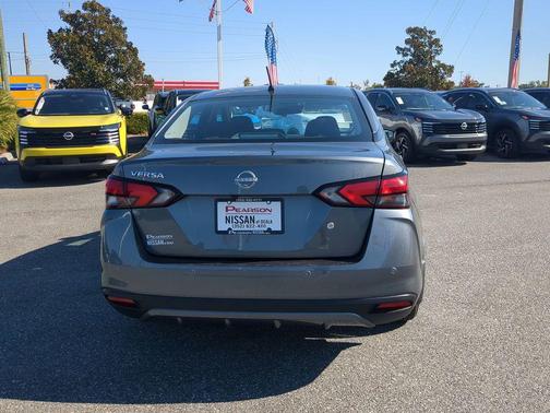 2025 Nissan Versa 1.6 S