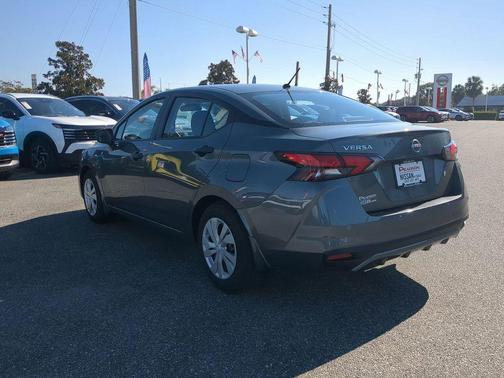 2025 Nissan Versa 1.6 S