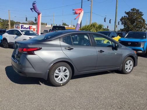 2025 Nissan Versa 1.6 S