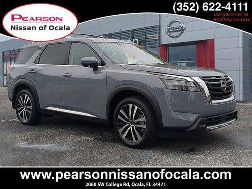 2025 Nissan Pathfinder Platinum FWD