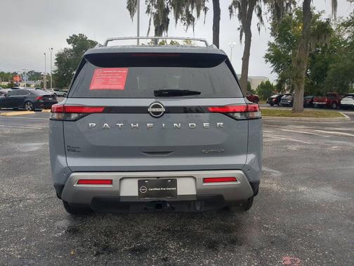 2025 Nissan Pathfinder Platinum FWD