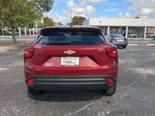 2025 Chevrolet Trax LS