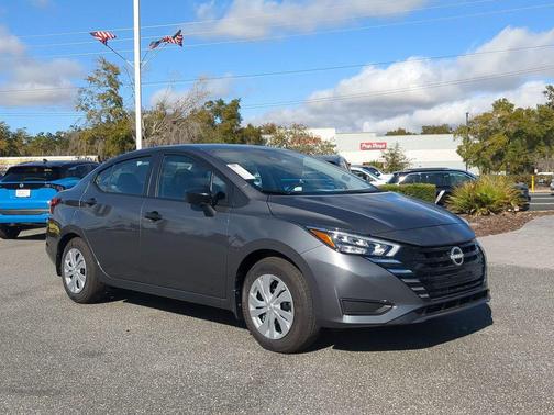 2025 Nissan Versa 1.6 S