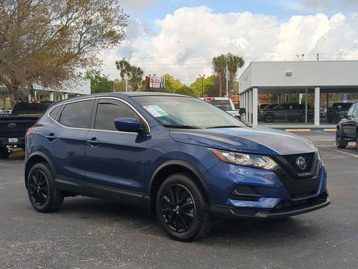 2022 Nissan Rogue Sport S