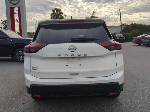 2026 Nissan Rogue S