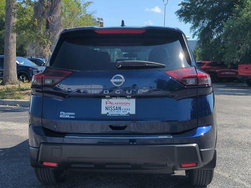 Deep Ocean Blue 2026 Nissan Rogue SV