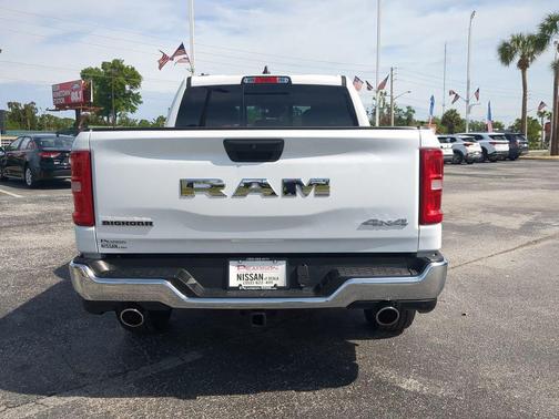 Bright White Clearcoat 2025 RAM 1500 Big Horn/Lone Star