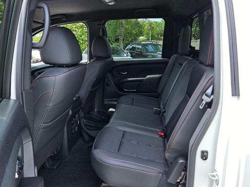 2024 Nissan Titan PRO-4X