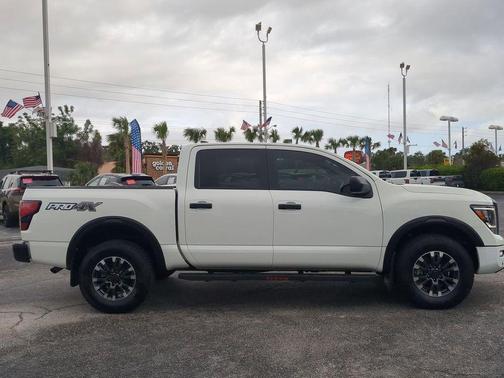 2024 Nissan Titan PRO-4X
