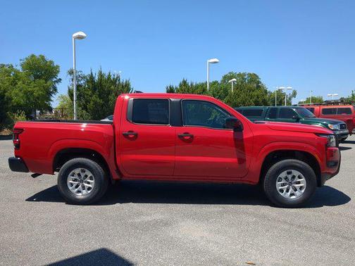 2025 Nissan Frontier S
