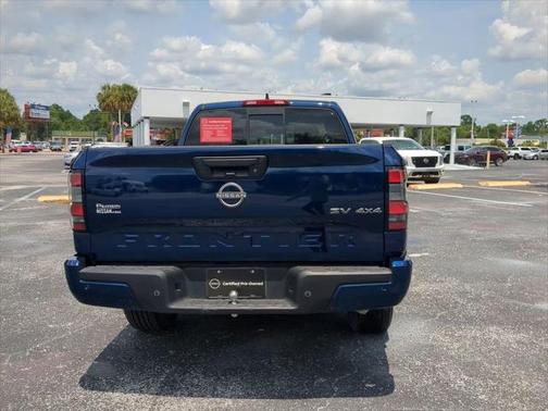 2022 Nissan Frontier SV