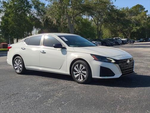 2025 Nissan Altima S FWD