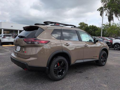 Baja Storm 2026 Nissan Rogue Rock Creek