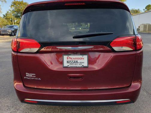 Velvet Red Pearlcoat 2017 Chrysler Pacifica Touring