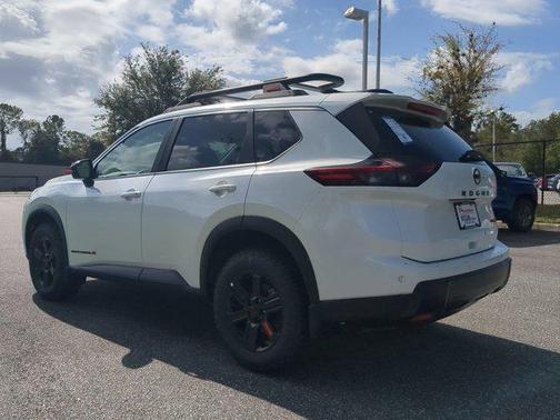 2025 Nissan Rogue Rock Creek
