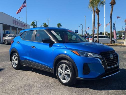 2024 Nissan Kicks S