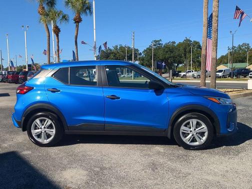 2024 Nissan Kicks S