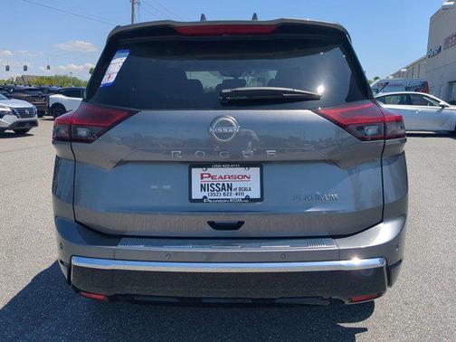 2025 Nissan Rogue Platinum
