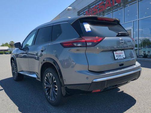 2025 Nissan Rogue Platinum