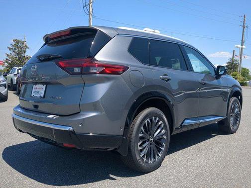 2025 Nissan Rogue Platinum