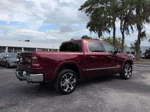 Delmonico Red Pearlcoat 2022 RAM 1500 Limited