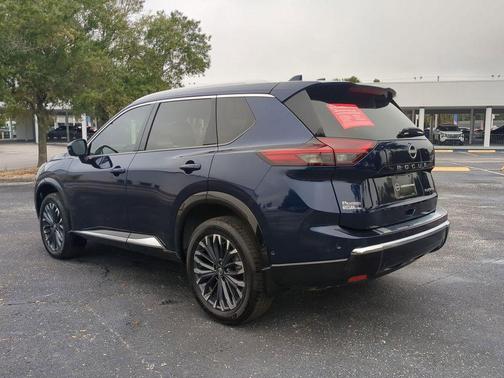 2025 Nissan Rogue Platinum