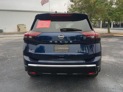 2025 Nissan Rogue Platinum