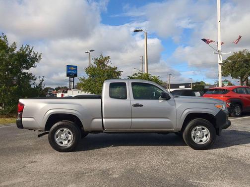 2018 Toyota Tacoma SR