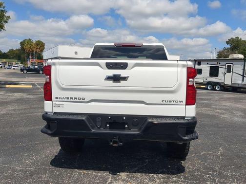 2024 Chevrolet Silverado 1500 Custom Trail Boss