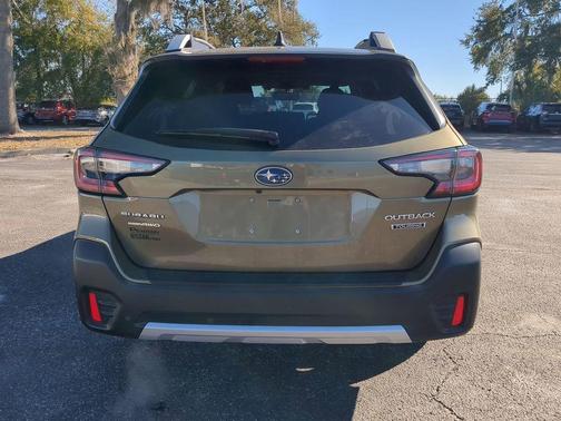 2021 Subaru Outback Touring