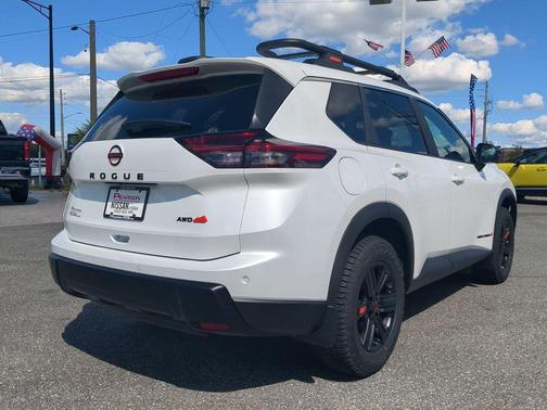 2026 Nissan Rogue Rock Creek