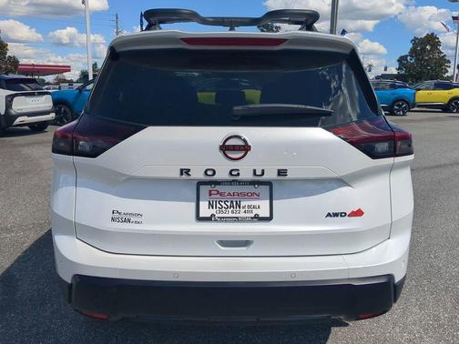 2026 Nissan Rogue Rock Creek