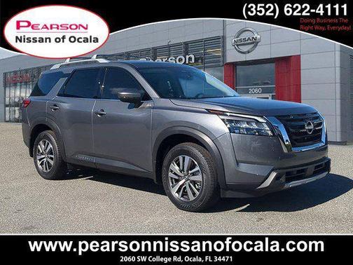 2025 Nissan Pathfinder SL FWD