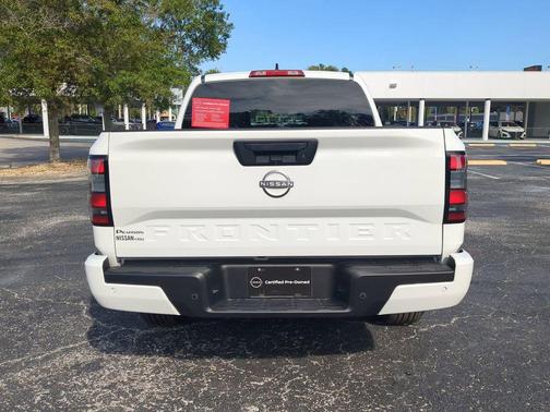 2025 Nissan Frontier SV