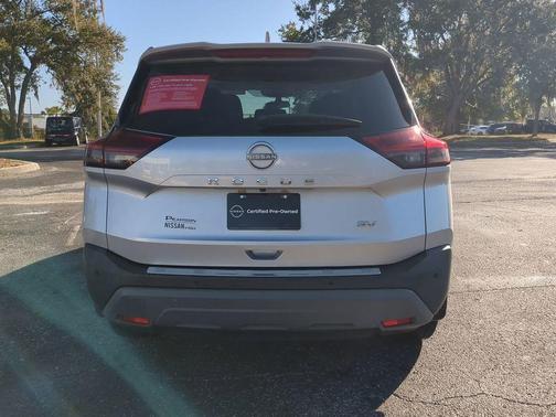 2022 Nissan Rogue SV