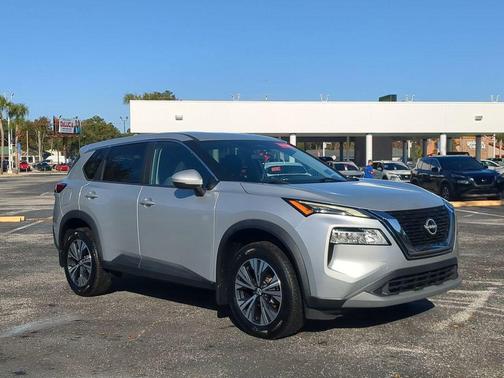 2022 Nissan Rogue SV