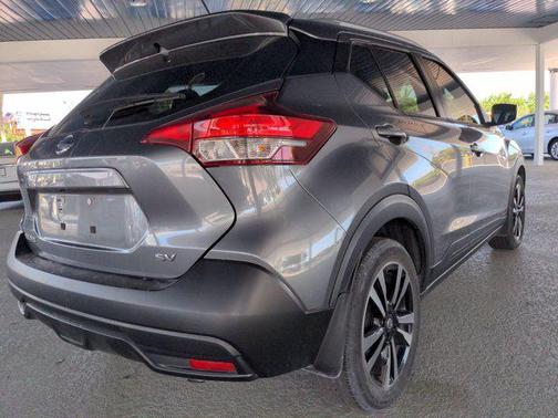 Gun Metallic 2019 Nissan Kicks SV