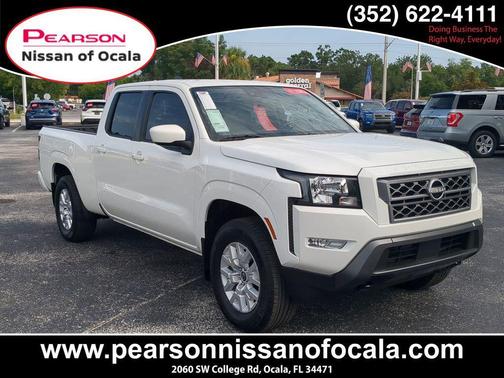 2024 Nissan Frontier SV