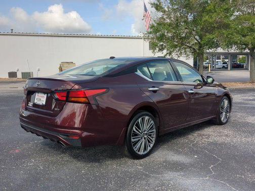 2024 Nissan Altima 2.5 SL