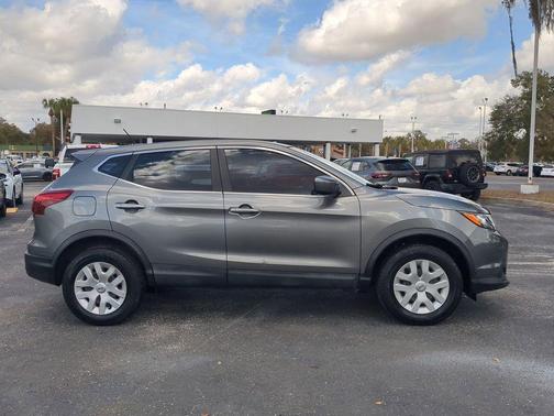 2018 Nissan Rogue Sport S