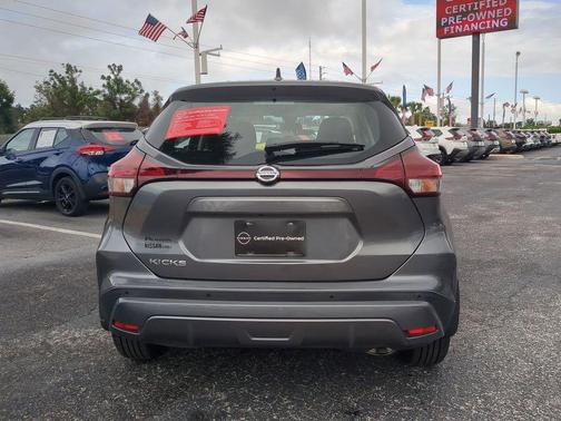 2021 Nissan Kicks S