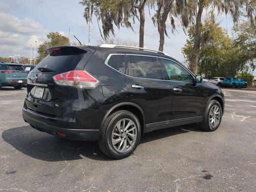 2015 Nissan Rogue SL