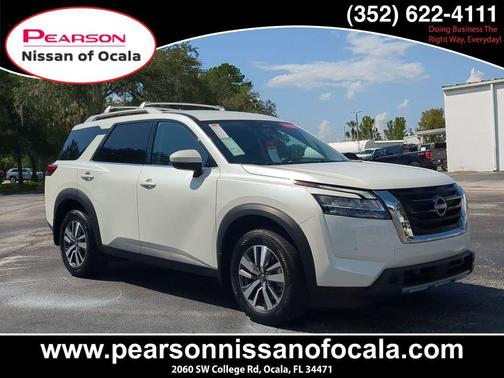2024 Nissan Pathfinder SL 4WD