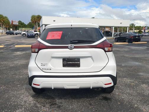 2021 Nissan Kicks S