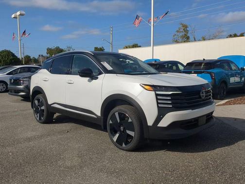 2026 Nissan Kicks SR