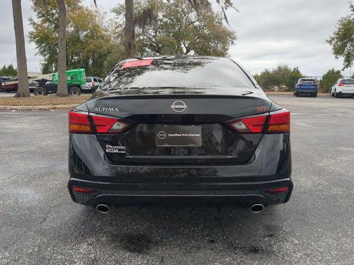 2025 Nissan Altima SR FWD